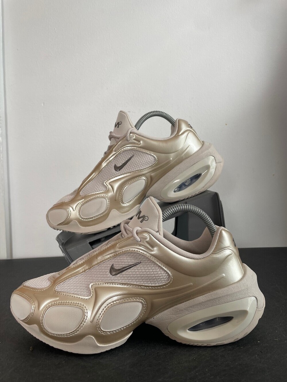 NIKE WOMEN'S AIR MAX MUSE